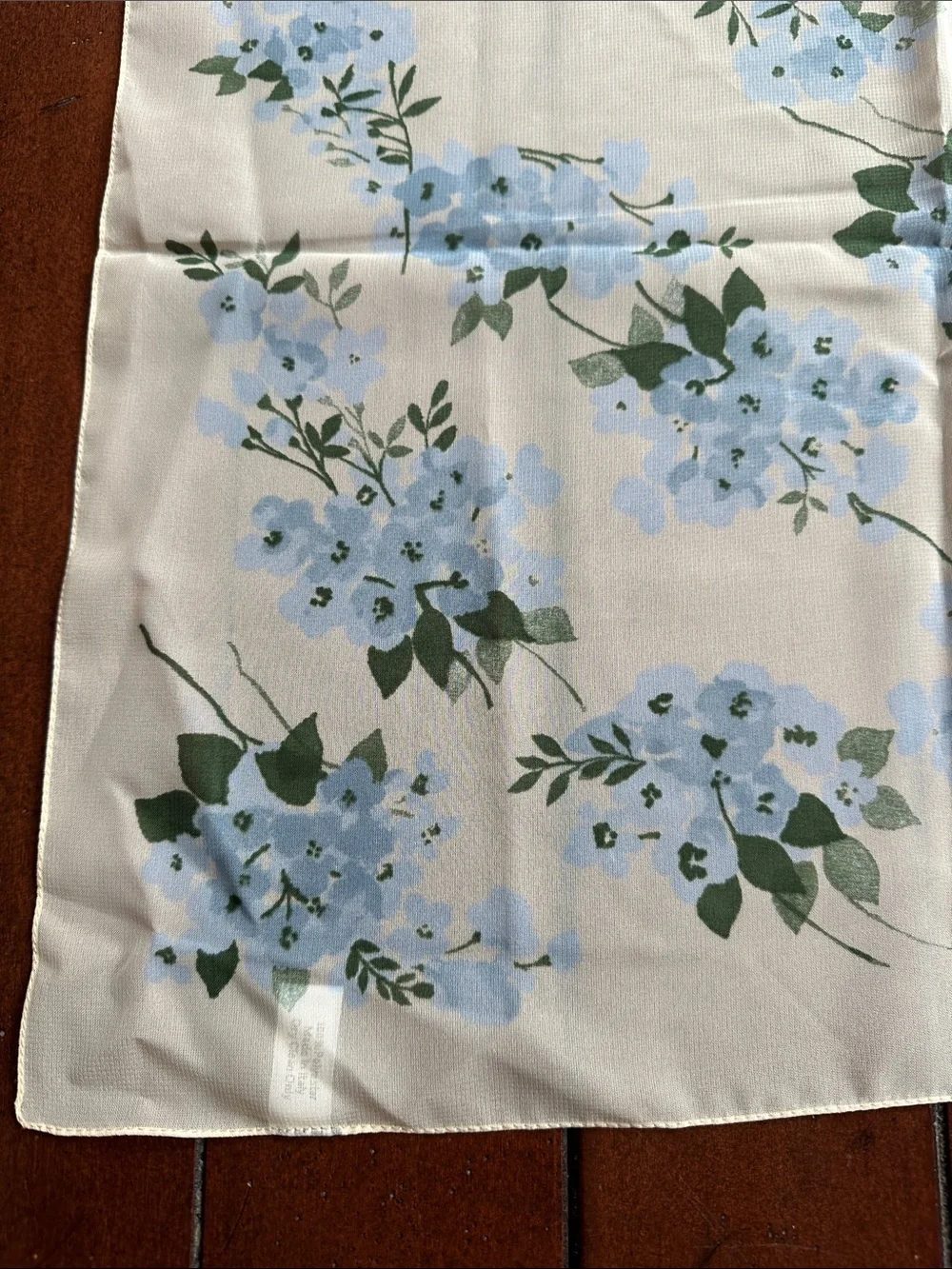 Ann Taylor LOFT soft cream